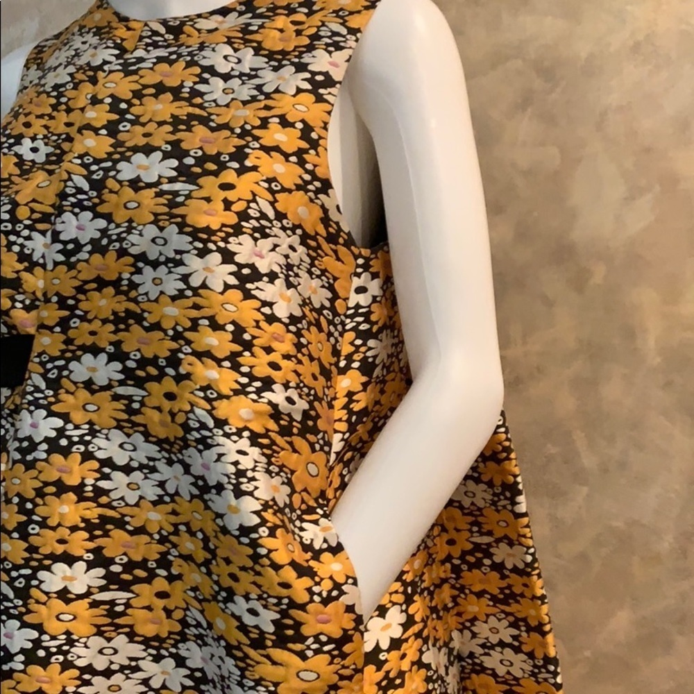 Amazing dress - Picture 2 of 5